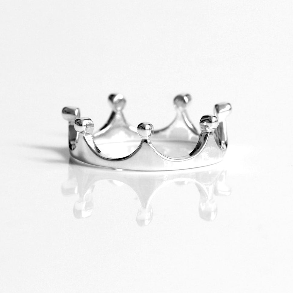 Buy Ornate Jewels Tiara 92.5 Sterling Silver Crown Ring for Women Online At  Best Price @ Tata CLiQ