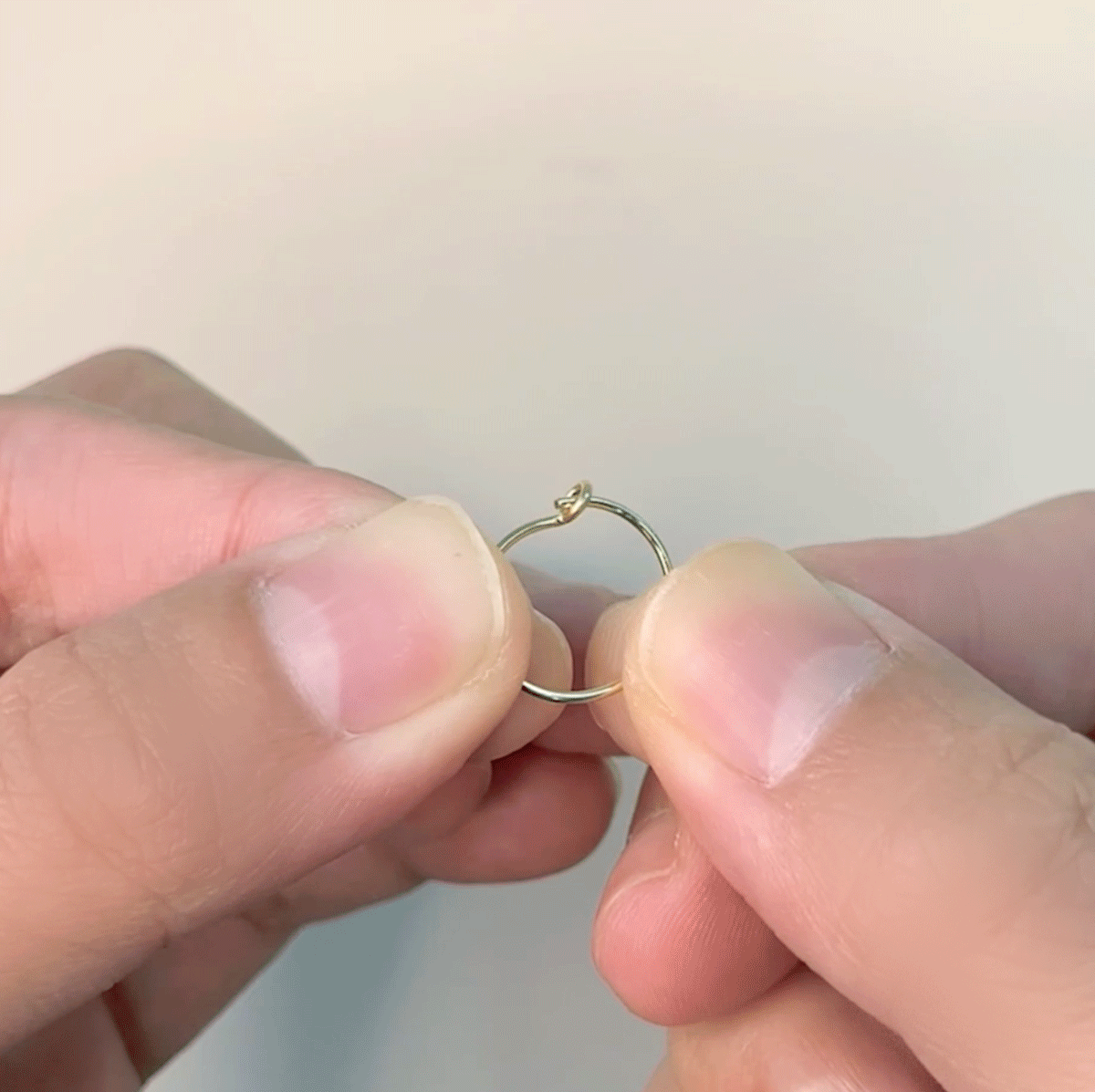 Color:Gold
Color:Silver