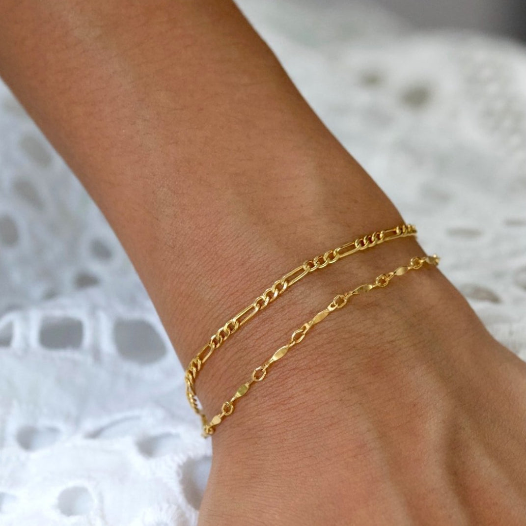 Best Gold Bracelet Jewelry Gift | Best Aesthetic Yellow Gold Wide Chain  Bracelet Jewelry Gift for Women, Mother, Wife, Daughter | Mason & Madison  Co.